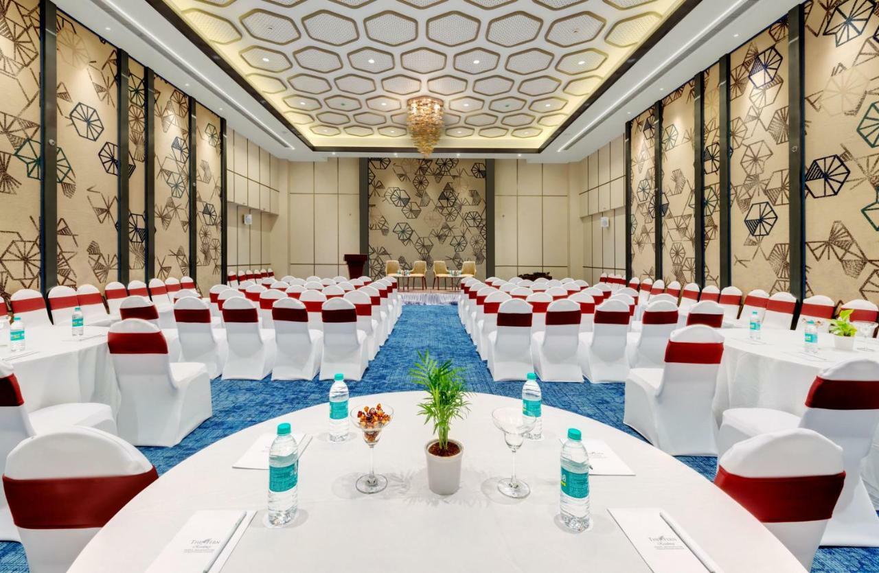 เดอะ เฟิร์น เรซิเดนซี กะรัต Hotel Karad ภายนอก รูปภาพ