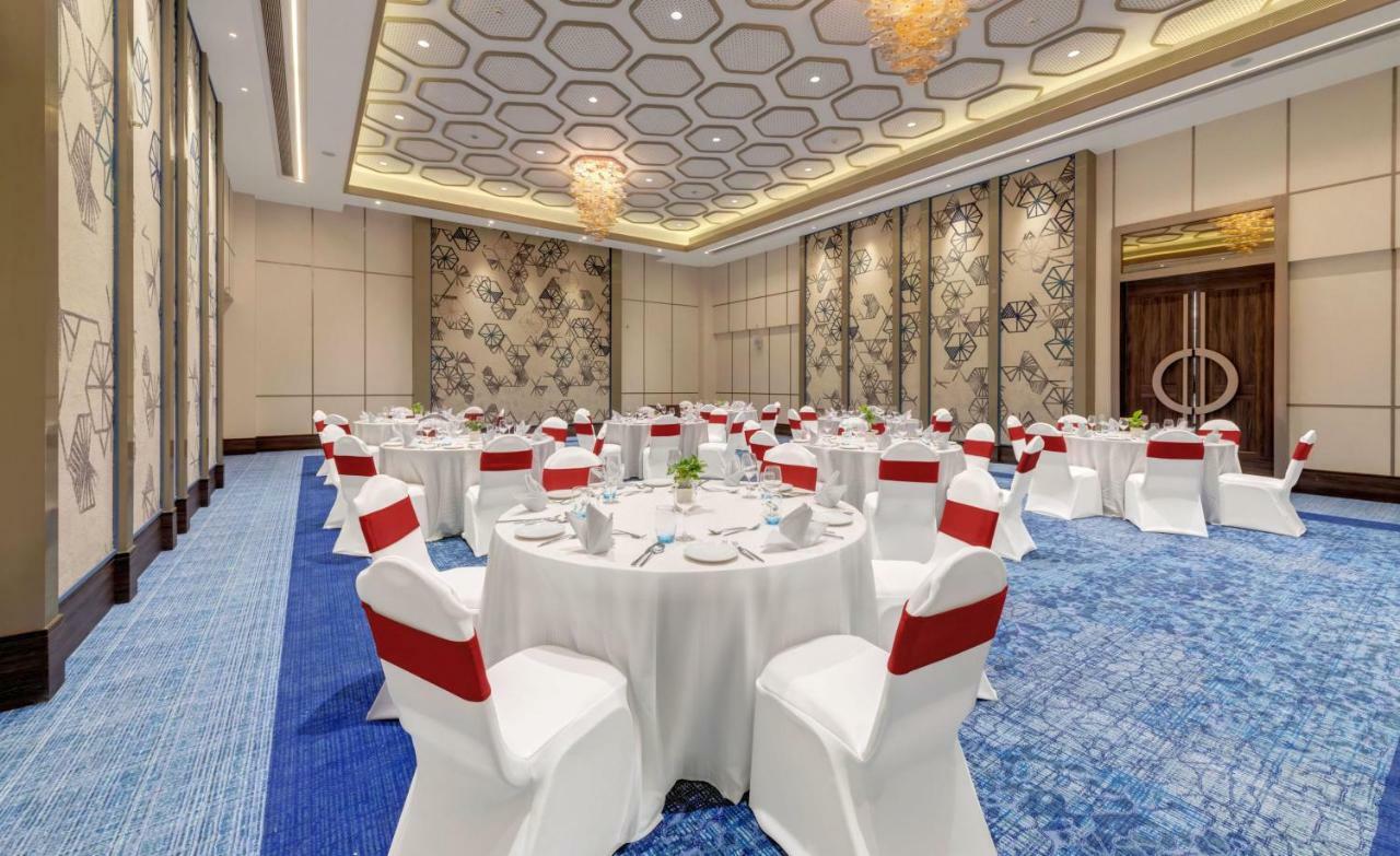 เดอะ เฟิร์น เรซิเดนซี กะรัต Hotel Karad ภายนอก รูปภาพ