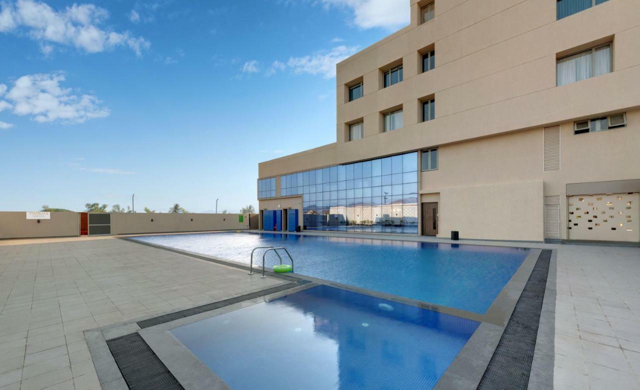เดอะ เฟิร์น เรซิเดนซี กะรัต Hotel Karad ภายนอก รูปภาพ